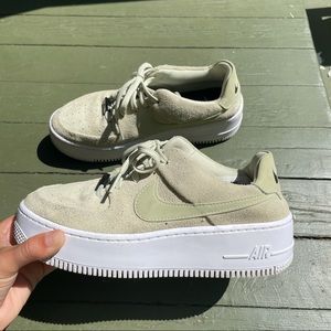 Nike Air Force 1 sage low suede sneakers